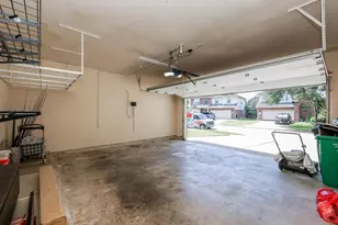9626 Red Rugosa Dr, Houston, TX 77095 - Photo 29