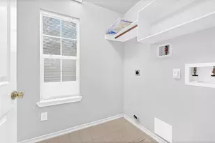 22703 Holly Lake Dr, Katy, TX 77450 - Photo 9