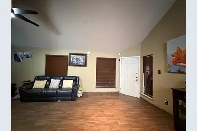 11835 Greencanyon Drive, Houston, TX 77044 - Photo 5