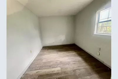 518 S Kansas Street, La Porte, TX 77571 - Photo 13
