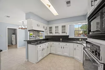 5367 Prairie Creek Drive, Houston, TX 77084 - Photo 9