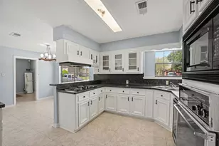 5367 Prairie Creek Dr, Houston, TX 77084 - Photo 9