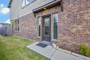 3334 Rainflower Springs Ln, Rosenberg, TX 77471 - Photo 3