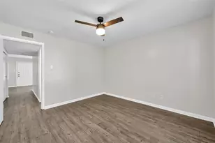 900 Holly Dr, Conroe, TX 77301 - Photo 13