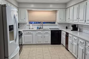 2429 16th Ave N, Texas City, TX 77590 - Photo 3