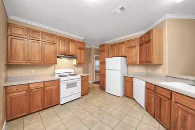 27161 Remington Forest E, Magnolia, TX 77355 - Photo 5