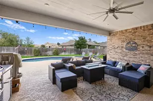 12238 Seagrape Ln, Conroe, TX 77304 - Photo 9