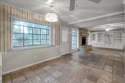 105 Broken Bough Lane, Conroe, TX 77304 - Photo 15