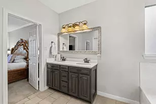 1249 Salerno Ct, League City, TX 77573 - Photo 11