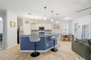 1249 Salerno Ct, League City, TX 77573 - Photo 5