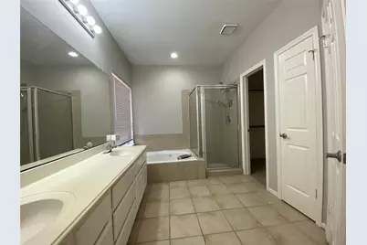 14406 Circlewood Way, Houston, TX 77062 - Photo 17