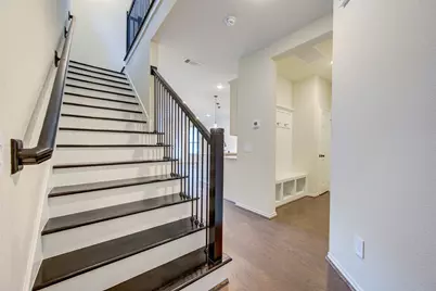 10329 Harmon Smith Dr, Houston, TX 77025 - Photo 9