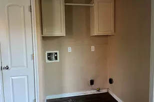 1405 Northview Dr, Angleton, TX 77515 - Photo 9