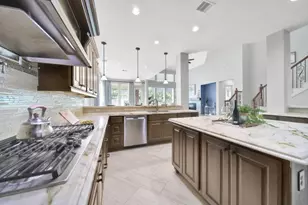 6718 Sotoria Ln, Sugar Land, TX 77479 - Photo 13