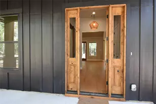 4 Lake Forest Dr, Conroe, TX 77384 - Photo 3