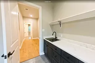 4 Lake Forest Dr, Conroe, TX 77384 - Photo 13