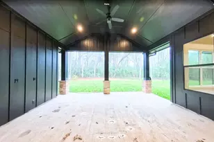 4 Lake Forest Dr, Conroe, TX 77384 - Photo 35