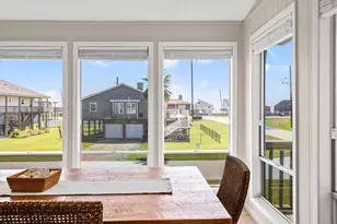 22022 Zachary Dr, Galveston, TX 77554 - Photo 13