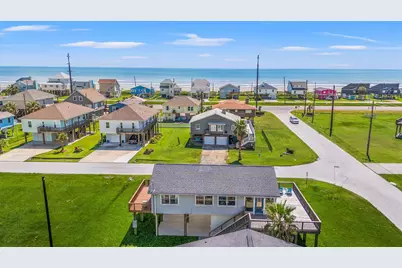 22022 Zachary Drive, Galveston, TX 77554 - Photo 27