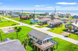 22022 Zachary Dr, Galveston, TX 77554 - Photo 29