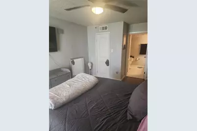2816 S Bartell Drive #4, Houston, TX 77054 - Photo 11