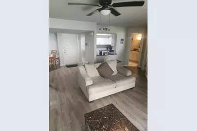 2816 S Bartell Drive #4, Houston, TX 77054 - Photo 7