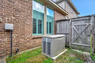 3415 Sonora Meadow Ln, Houston, TX 77059 - Photo 9