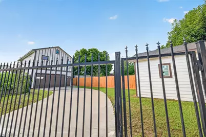 8321 Coma Street, Houston, TX 77051 - Photo 27