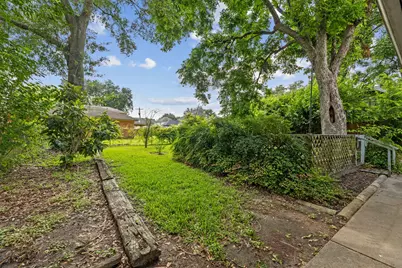 2818 Ellington Street, Houston, TX 77088 - Photo 3