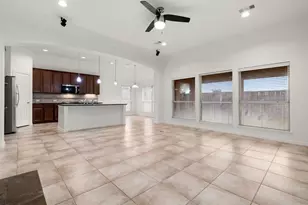 2407 Quiet Arbor Ln, Pearland, TX 77581 - Photo 9