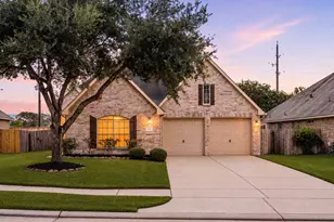 2407 Quiet Arbor Ln, Pearland, TX 77581 - Photo 1
