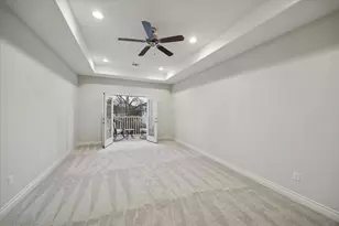 1113 E 27th St, Houston, TX 77009 - Photo 15