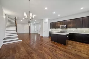 1113 E 27th St, Houston, TX 77009 - Photo 11
