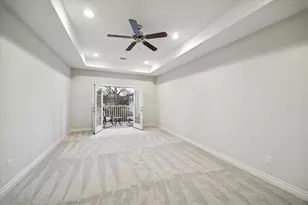1113 E 27th St, Houston, TX 77009 - Photo 15