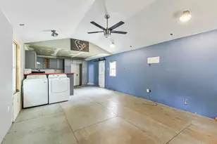 21940 Strickland Ln, Cleveland, TX 77328 - Photo 23