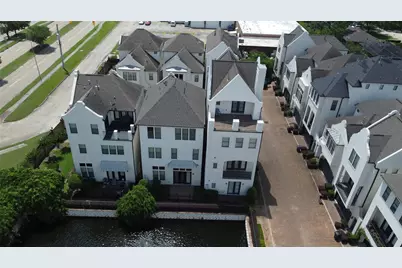 9941 Woodwind Lane N, Houston, TX 77025 - Photo 1