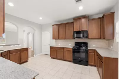 13602 Kodiak Brown Bear Street, Crosby, TX 77532 - Photo 15