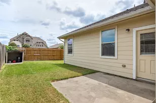 13602 Kodiak Brown Bear St, Crosby, TX 77532 - Photo 37