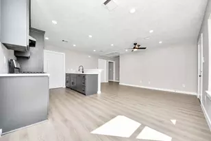 305 Mayford St, Houston, TX 77076 - Photo 11