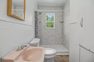 307 E Barton St, Calvert, TX 77837 - Photo 11