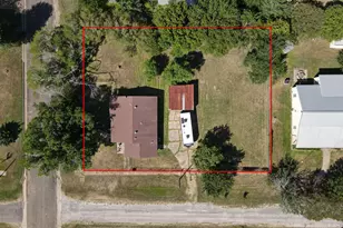 307 E Barton St, Calvert, TX 77837 - Photo 23