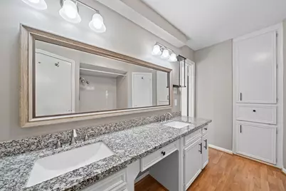 5711 Lorinowoods Drive, Houston, TX 77066 - Photo 21