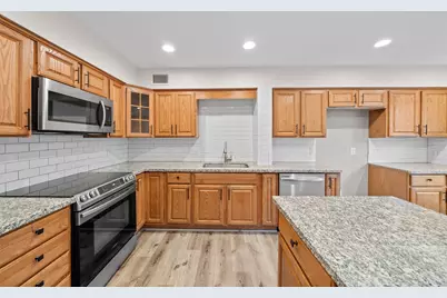 5711 Lorinowoods Drive, Houston, TX 77066 - Photo 11