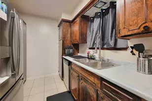 118 W Vashti Dr, Houston, TX 77037 - Photo 7