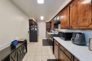 118 W Vashti Dr, Houston, TX 77037 - Photo 9