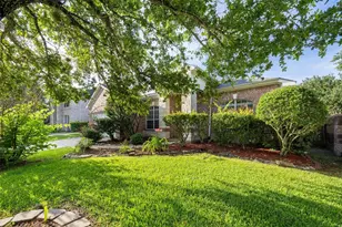 13727 Charterhouse Way, Sugar Land, TX 77498 - Photo 3