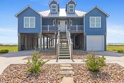 3133 Bay Ridge Drive, Palacios, TX 77465 - Photo 1