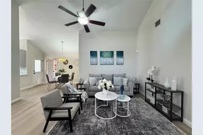 2123 Streamhurst Lane, Sugar Land, TX 77479 - Photo 3