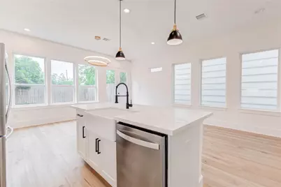 3344 Francis Street, Houston, TX 77004 - Photo 9