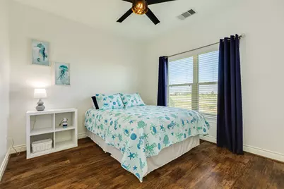 3906 Pirates Beach Blvd Court, Galveston, TX 77554 - Photo 17